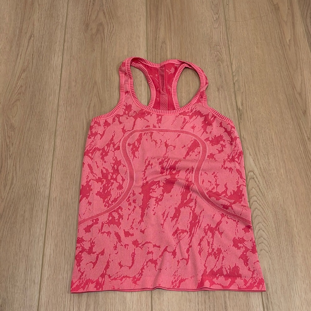 Women’s Lululemon Tank Top